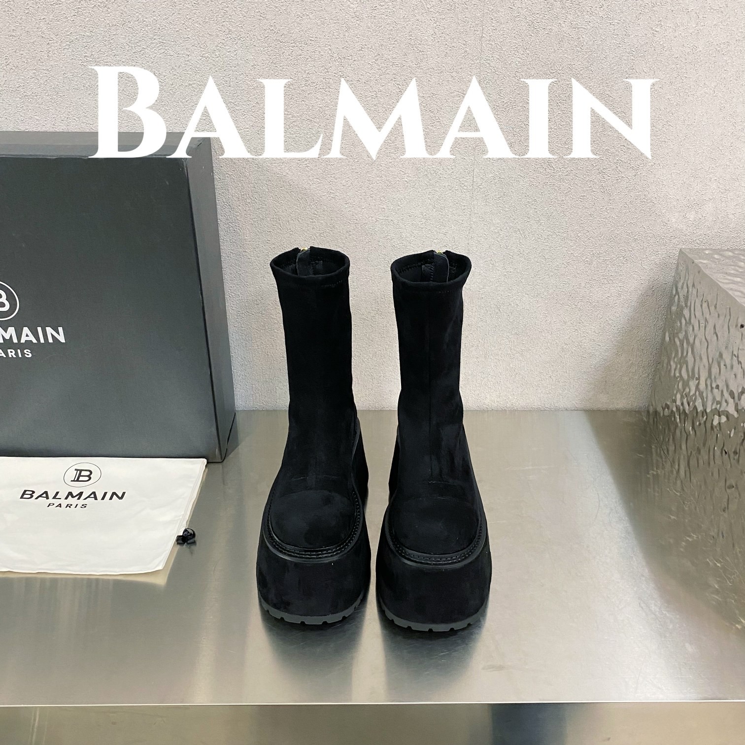 054 054#126-Balmain-02-2023SS