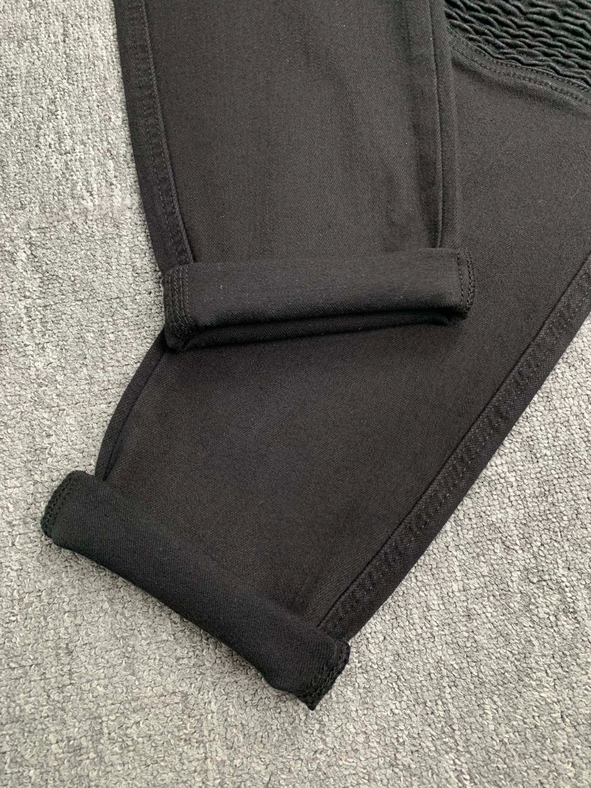 047 047#126-Balmain-02-2023SS