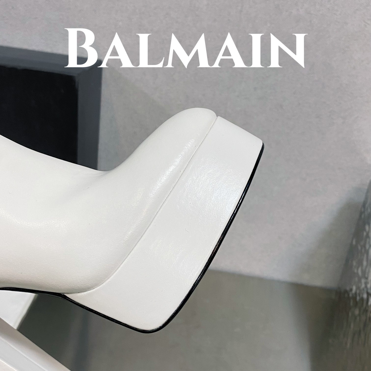 046 046#126-Balmain-02-2023SS
