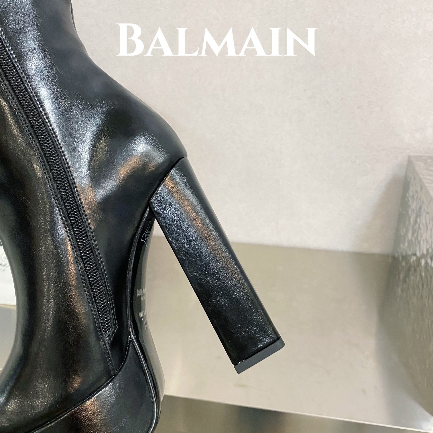 042 042#126-Balmain-02-2023SS