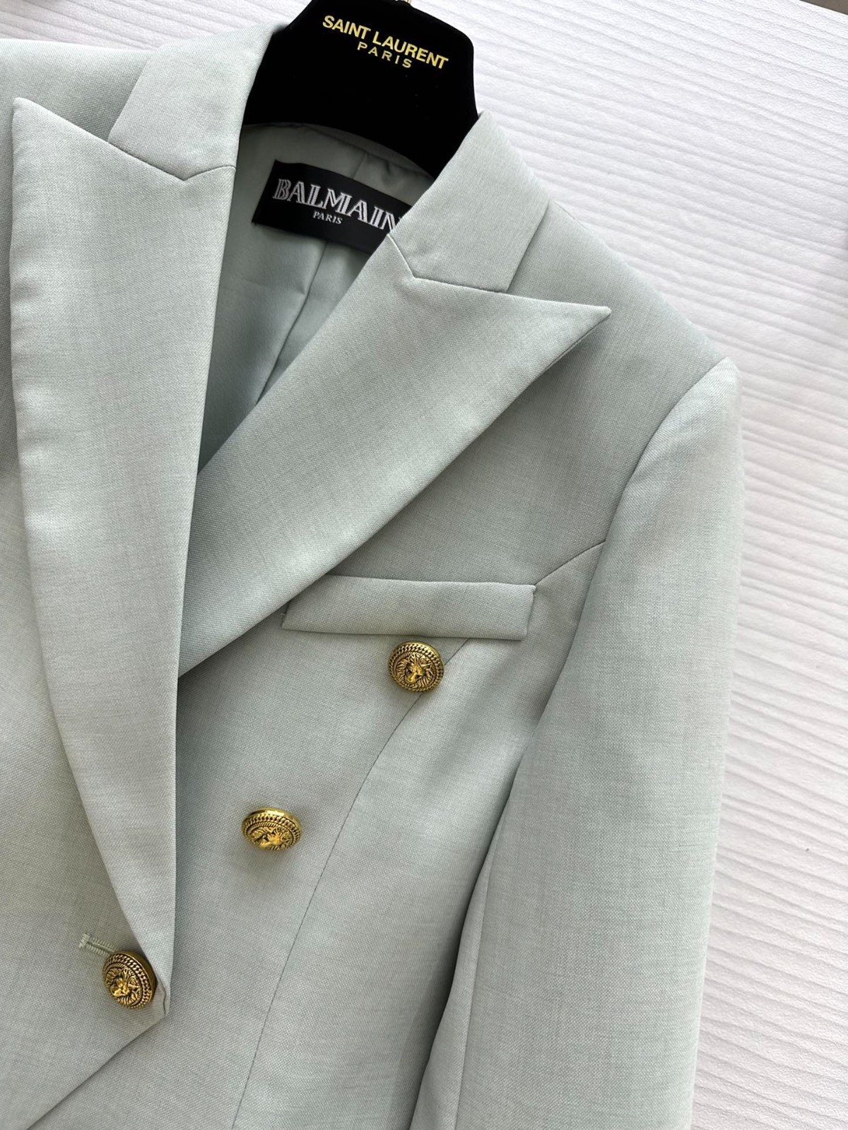040 040#126-Balmain-02-2023SS
