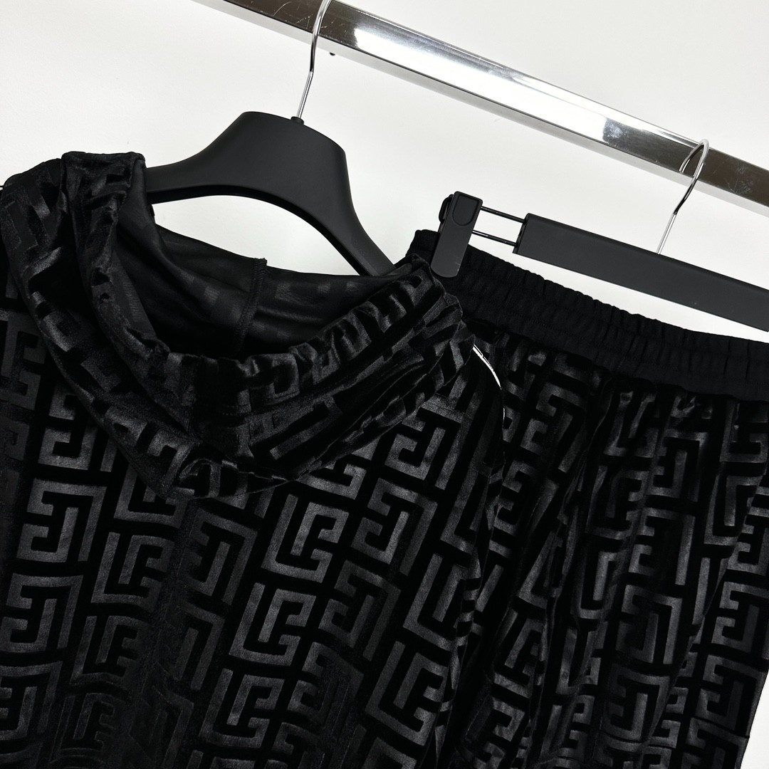039 039#126-Balmain-02-2023SS
