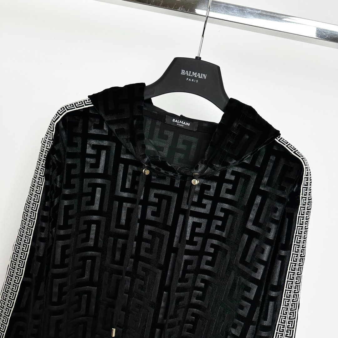 039 039#126-Balmain-02-2023SS