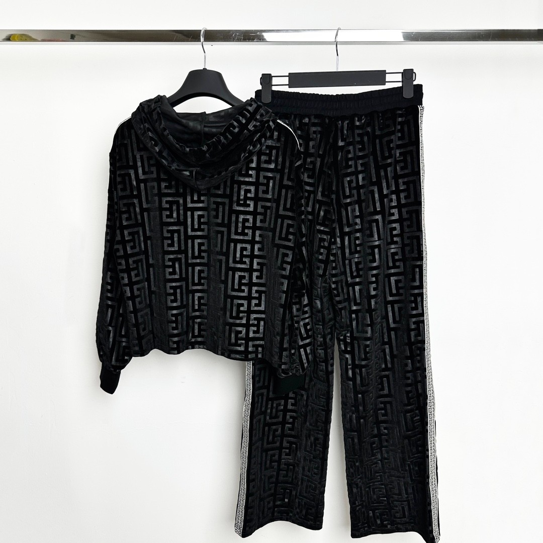 039 039#126-Balmain-02-2023SS
