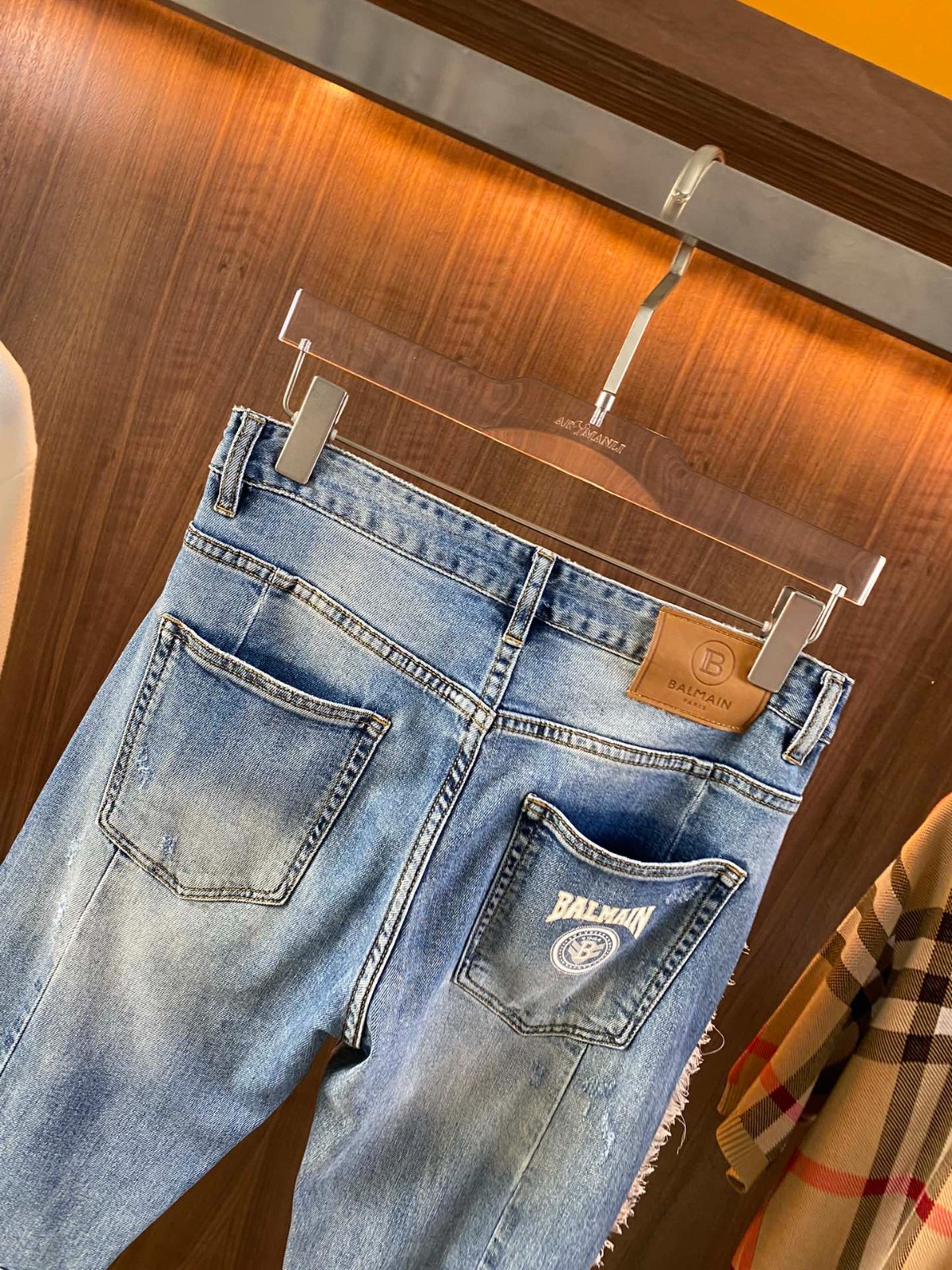 020 020#126-Balmain-02-2023SS