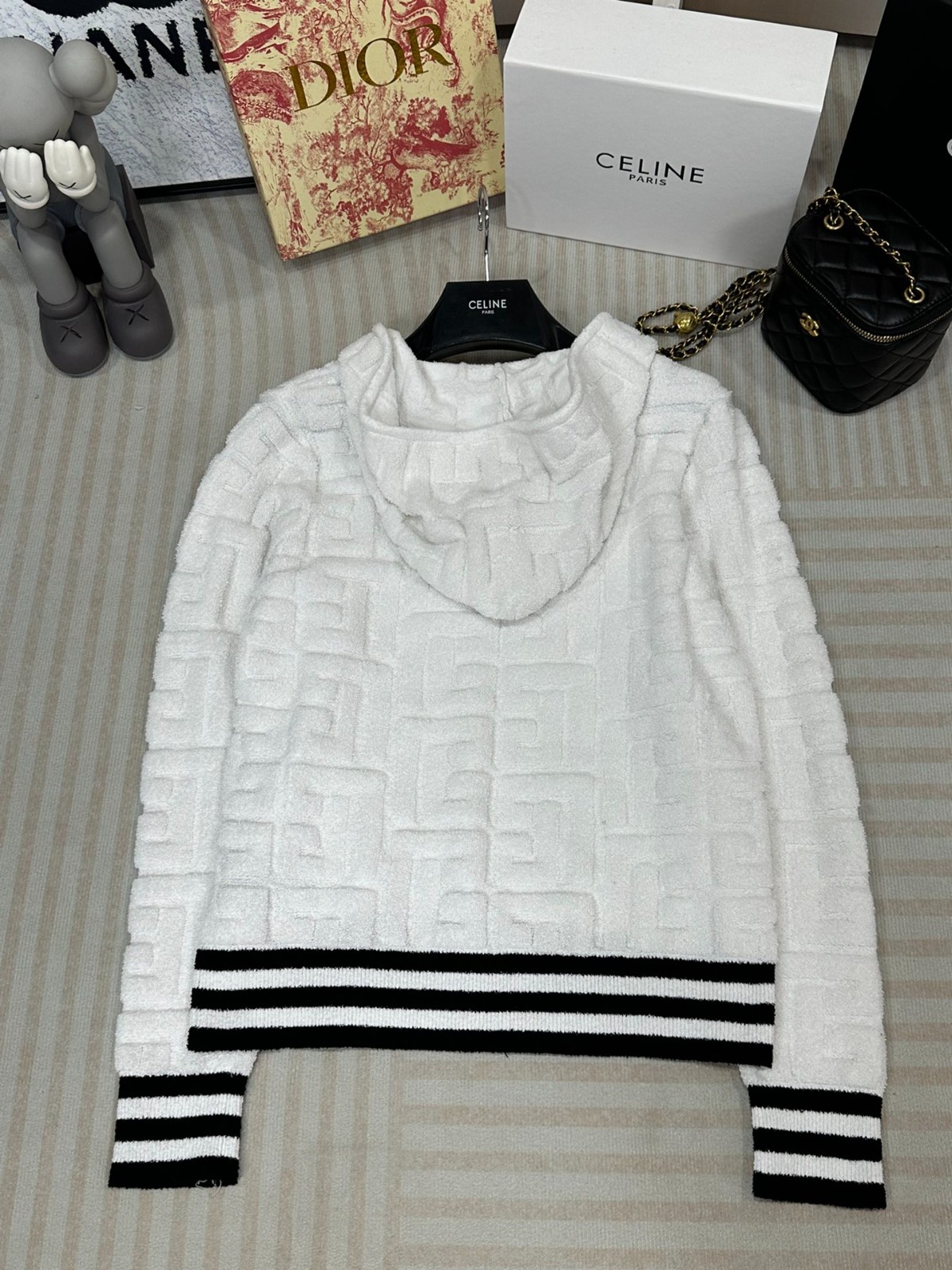 017 017#126-Balmain-02-2023SS
