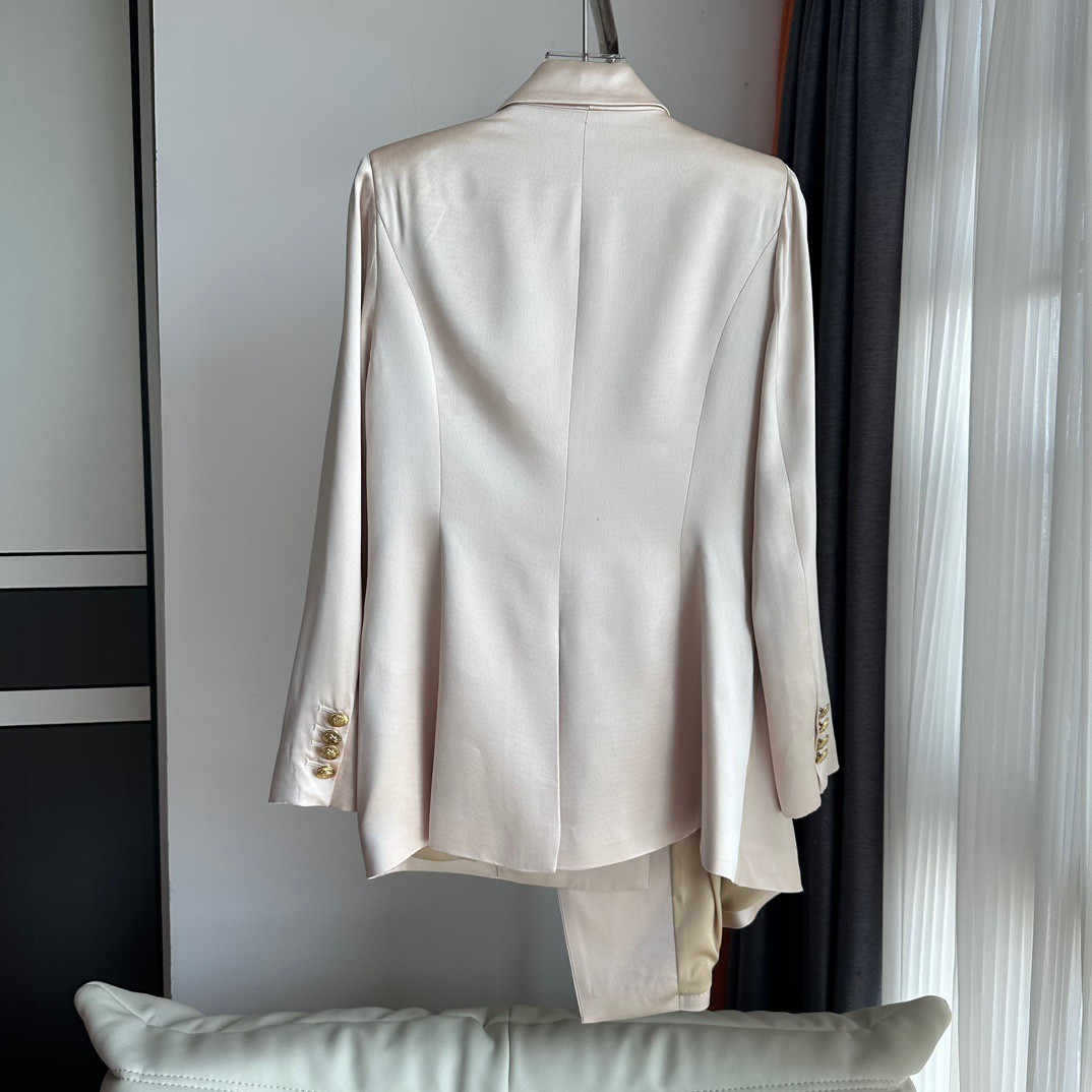 010 010#126-Balmain-02-2023SS