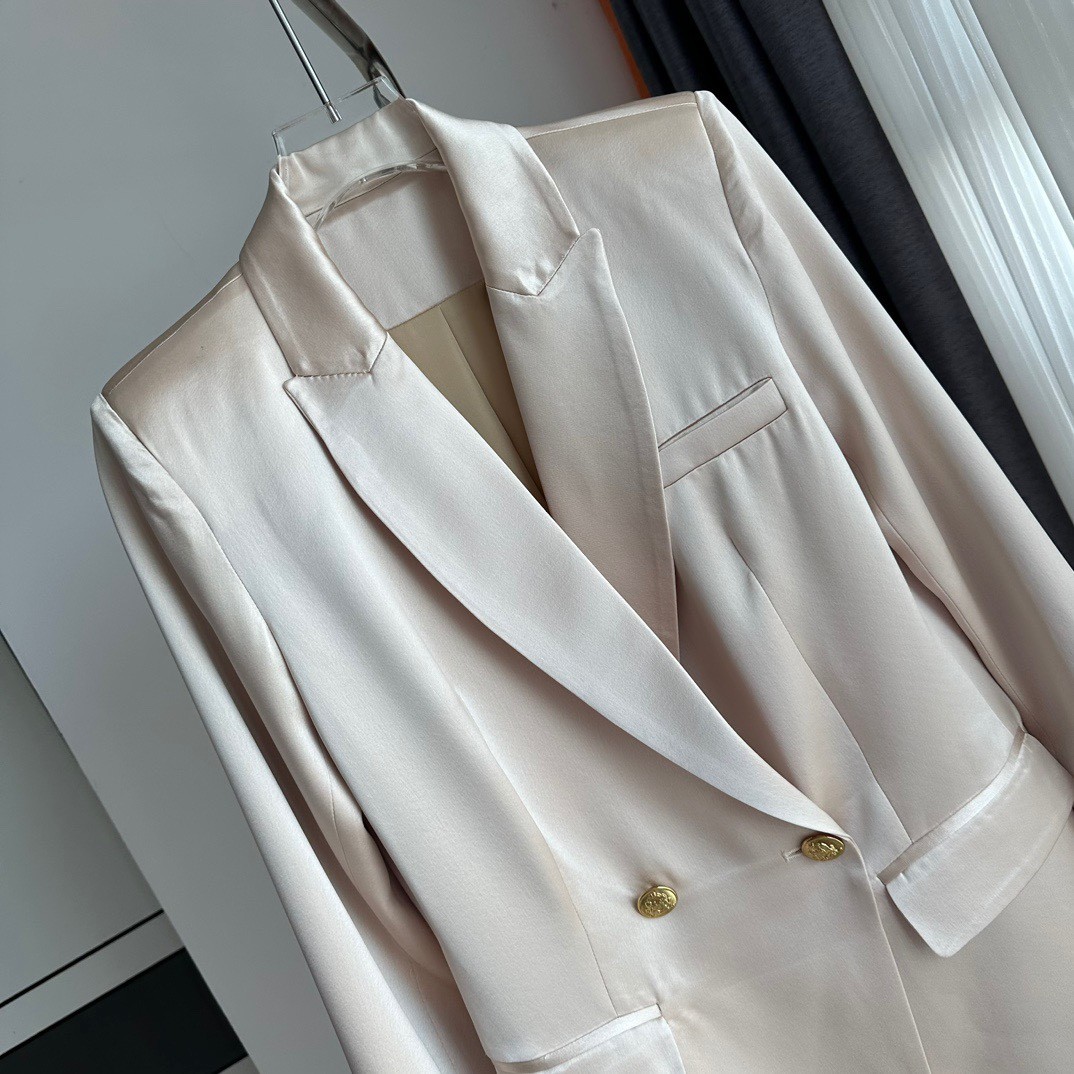 010 010#126-Balmain-02-2023SS
