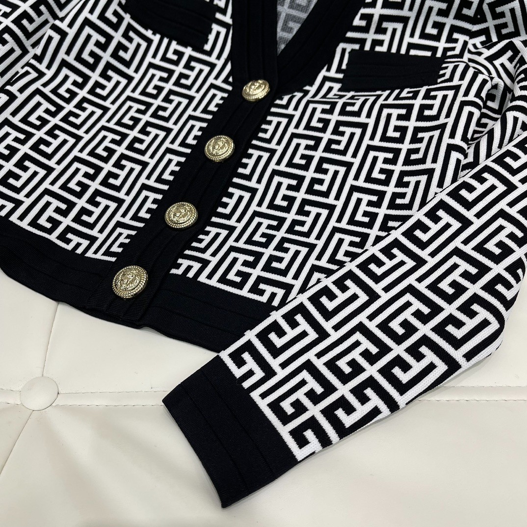 006 006#126-Balmain-02-2023SS