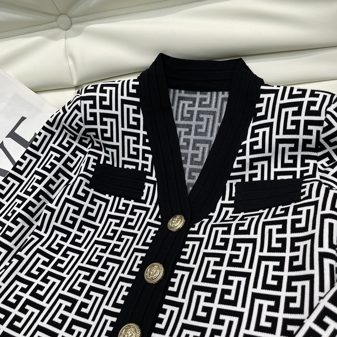006 006#126-Balmain-02-2023SS