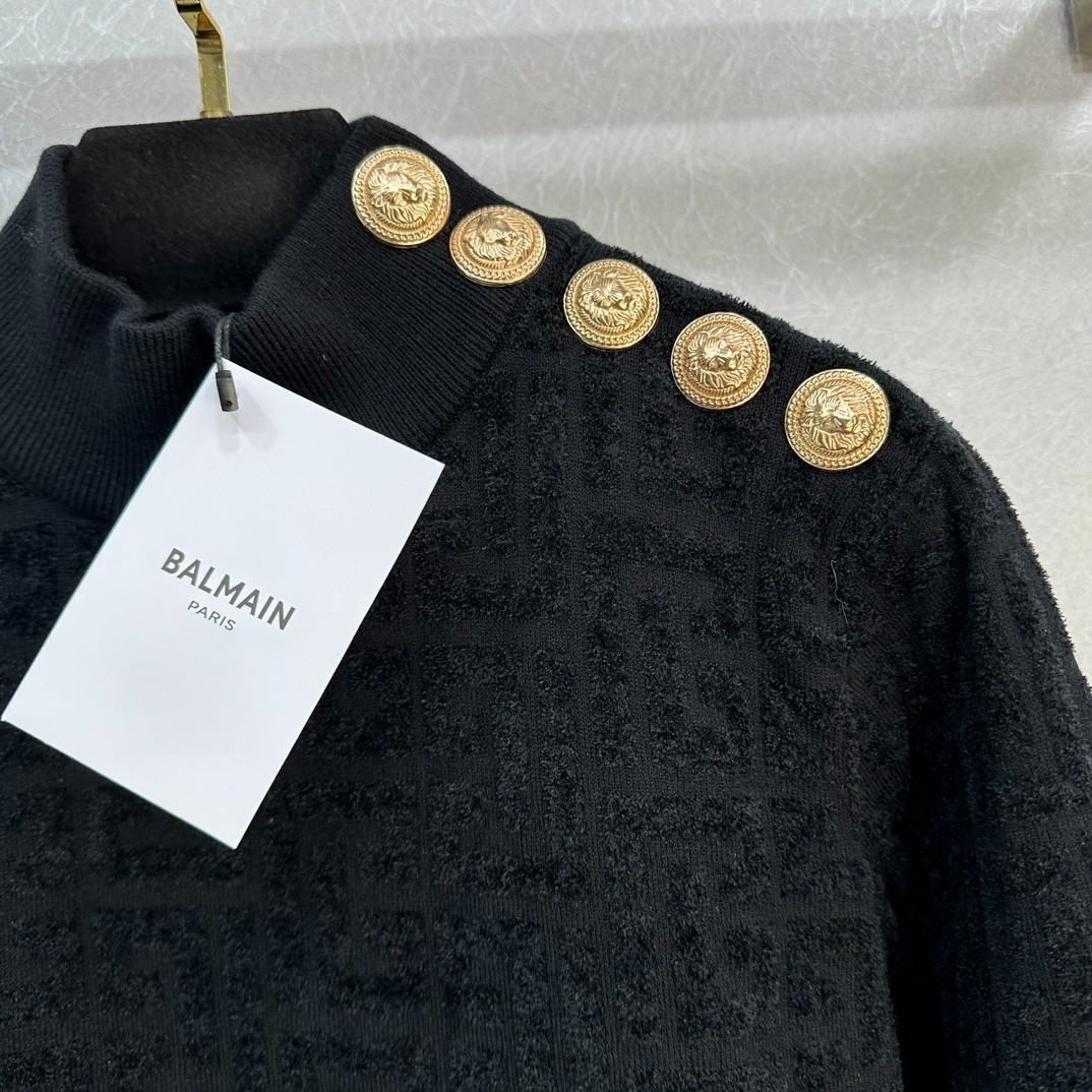 005 005#126-Balmain-02-2023SS