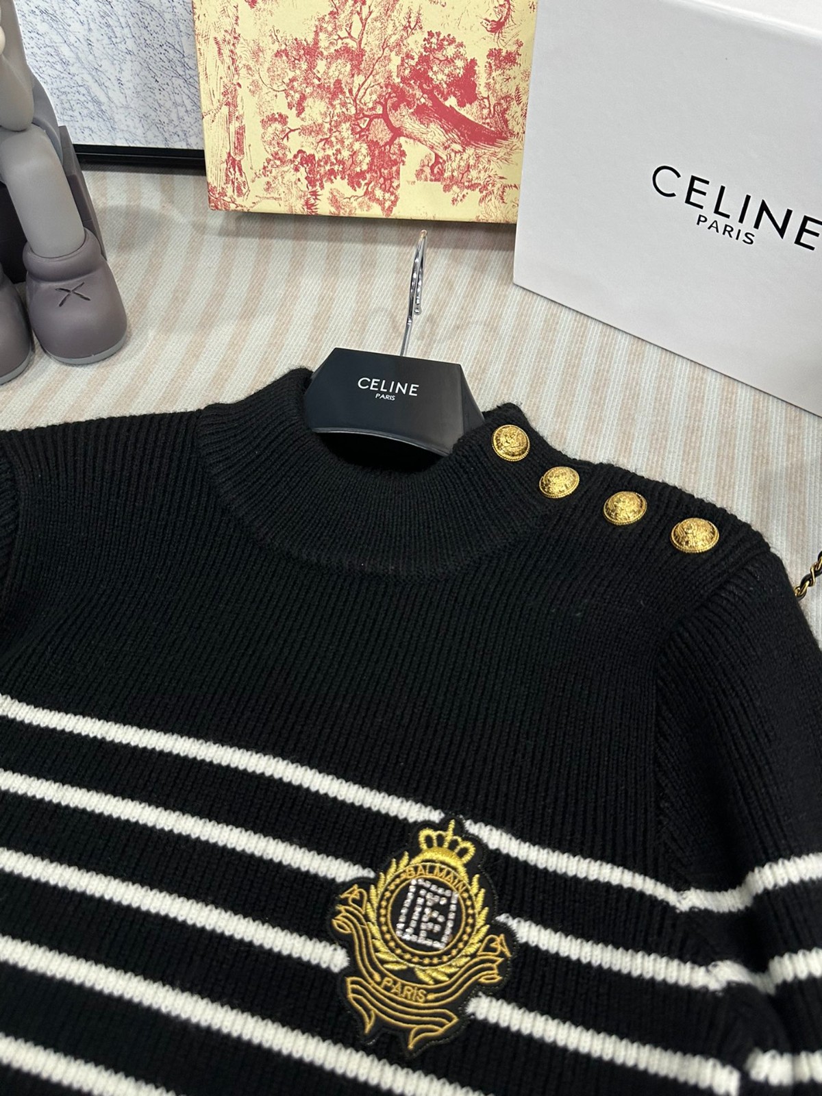 004 004#126-Balmain-02-2023SS