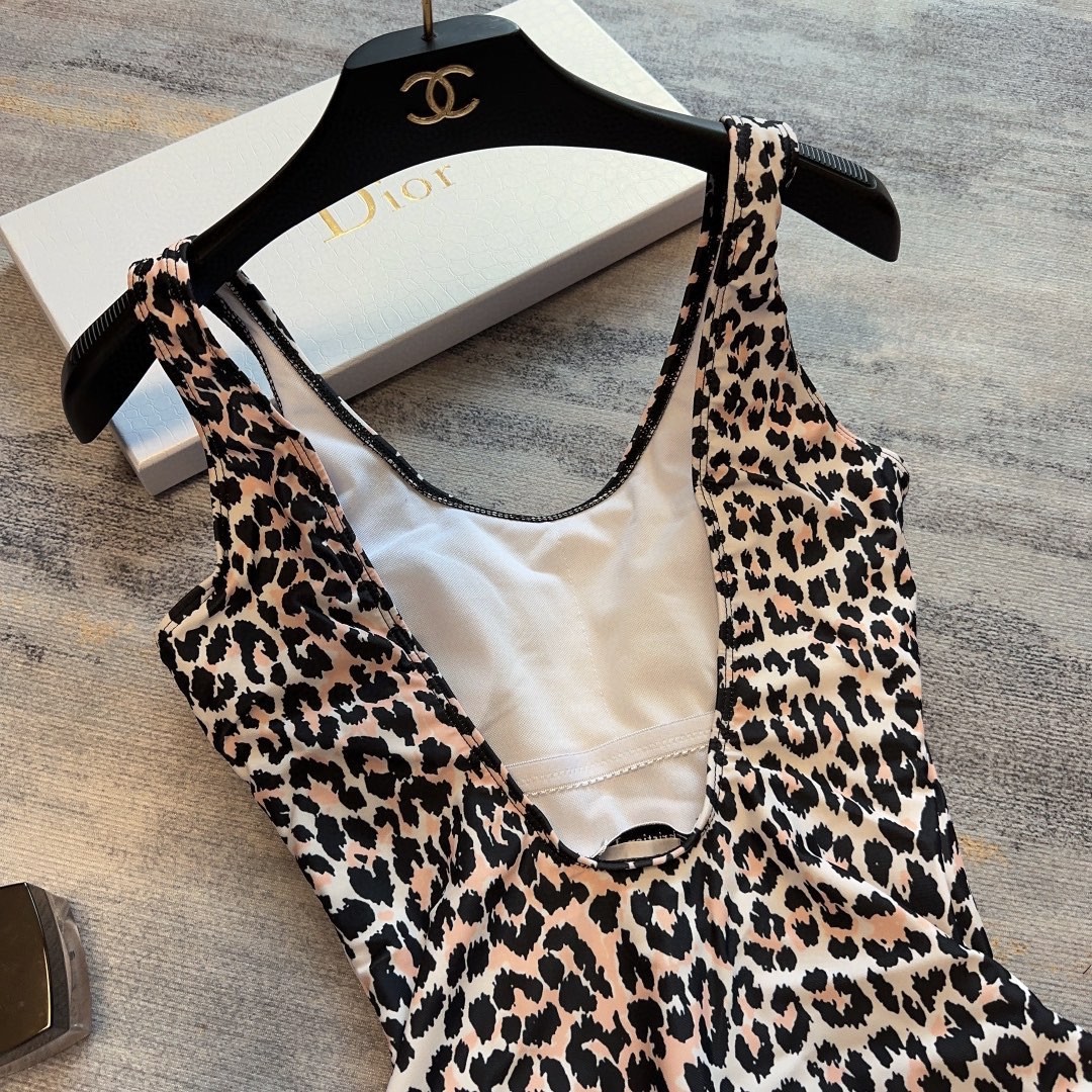 331 002#308 Ladies-Clothes-2023SS