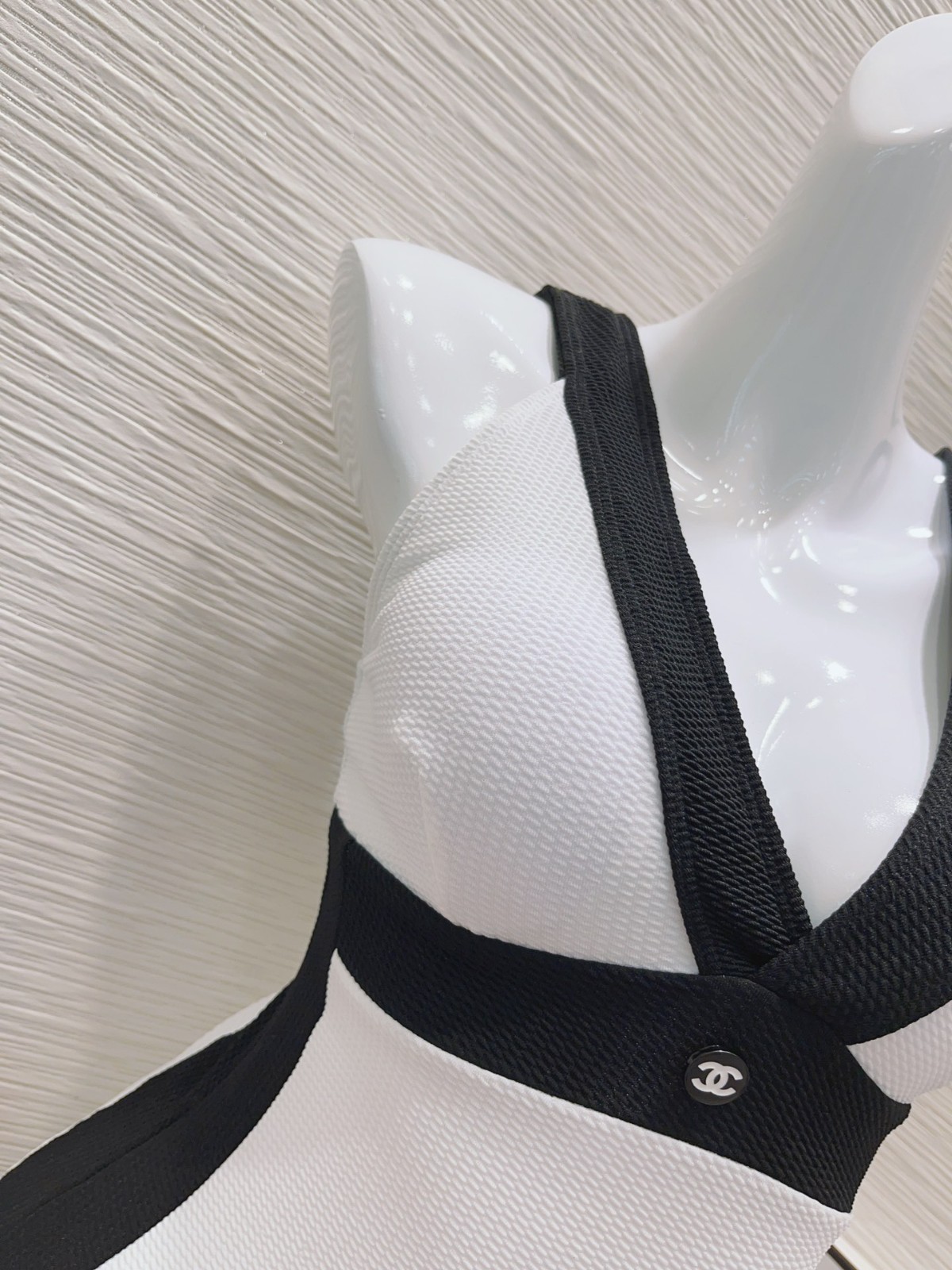 327 089#308 Ladies-Clothing-Yupoo-2023SS