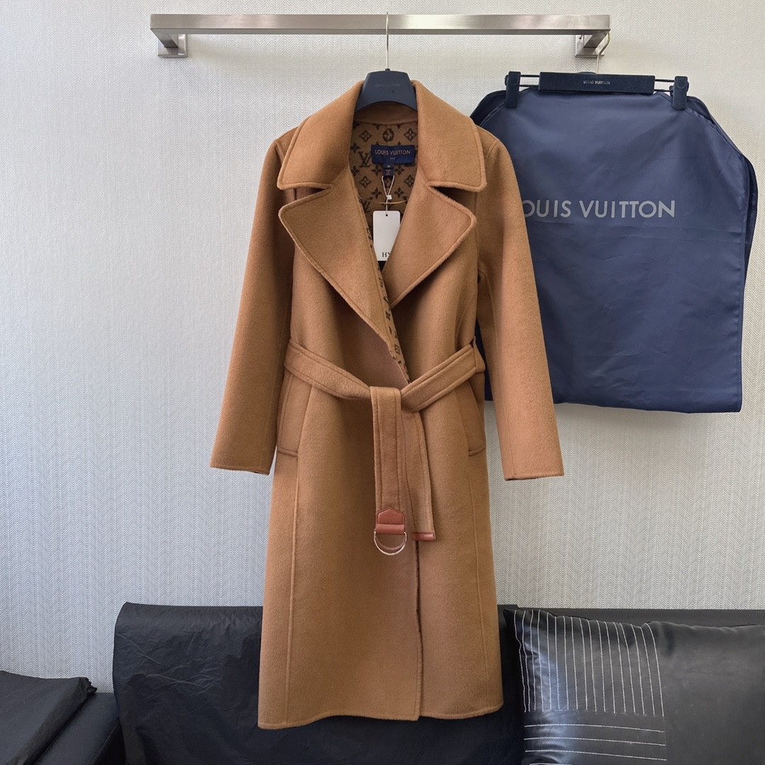 324 083#308 Ladies-Clothes-01-Yupoo-2023SS