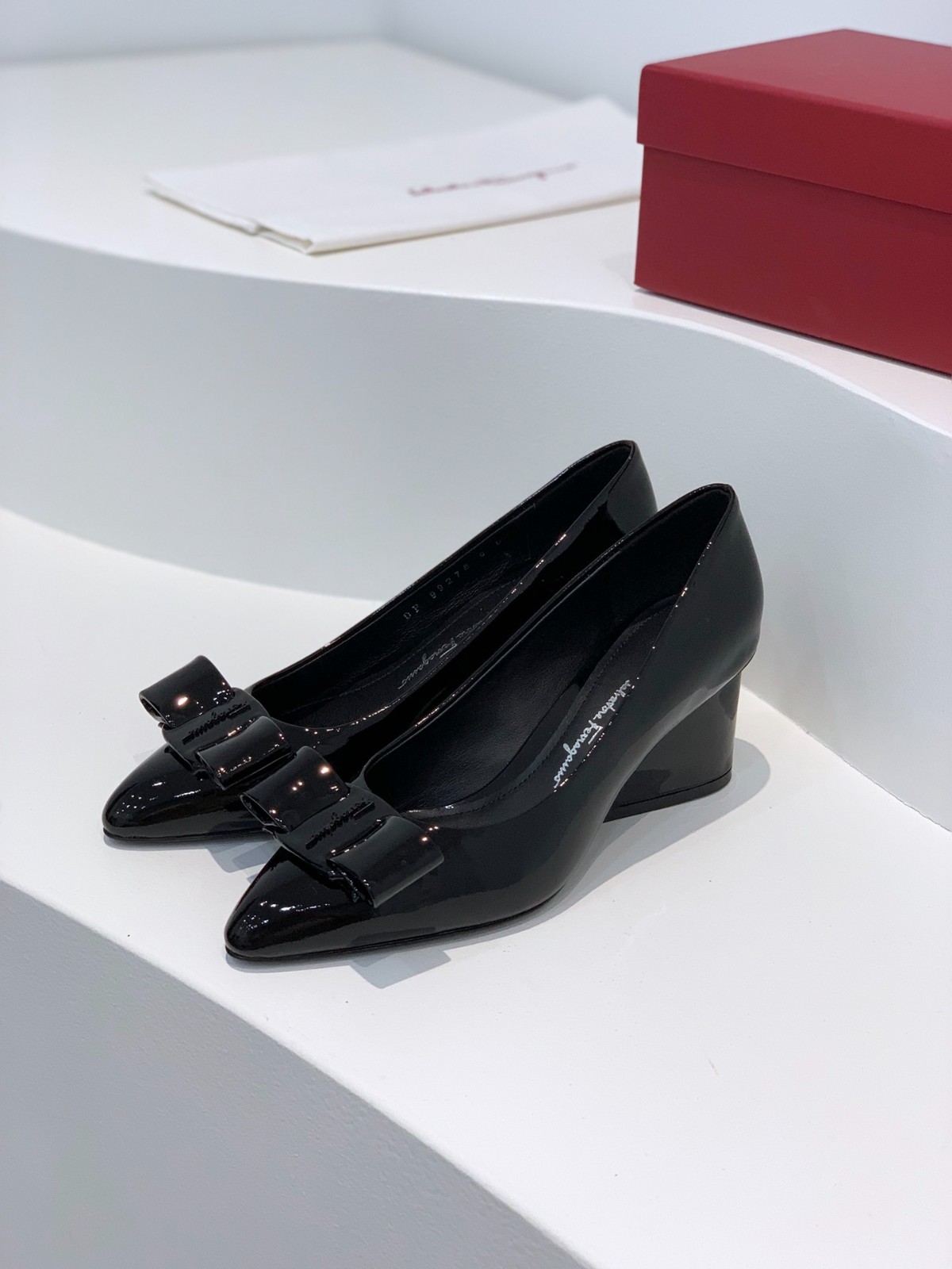 051 37123120 SIZE 34-40