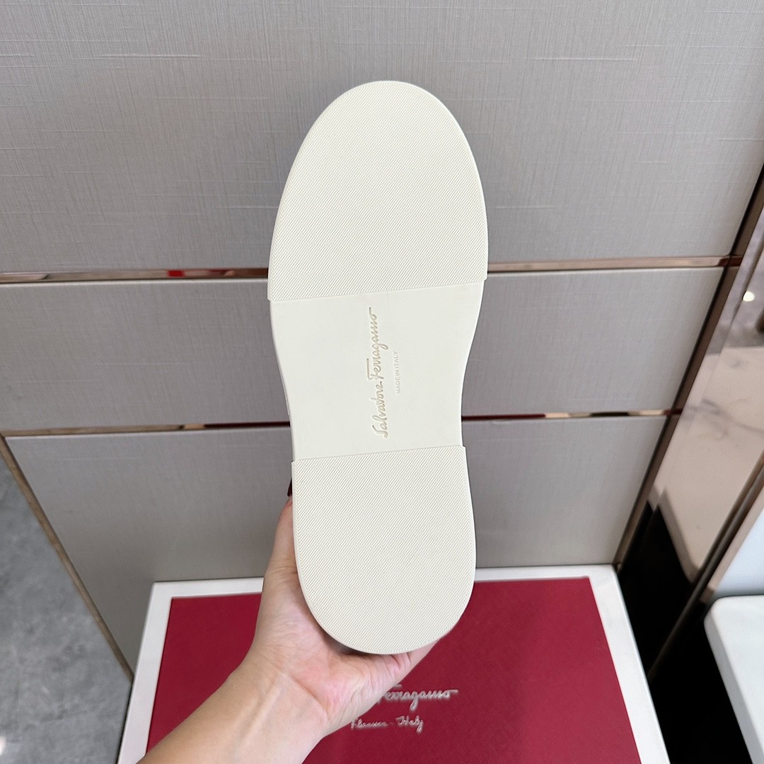 040 39123125 SIZE 38-45