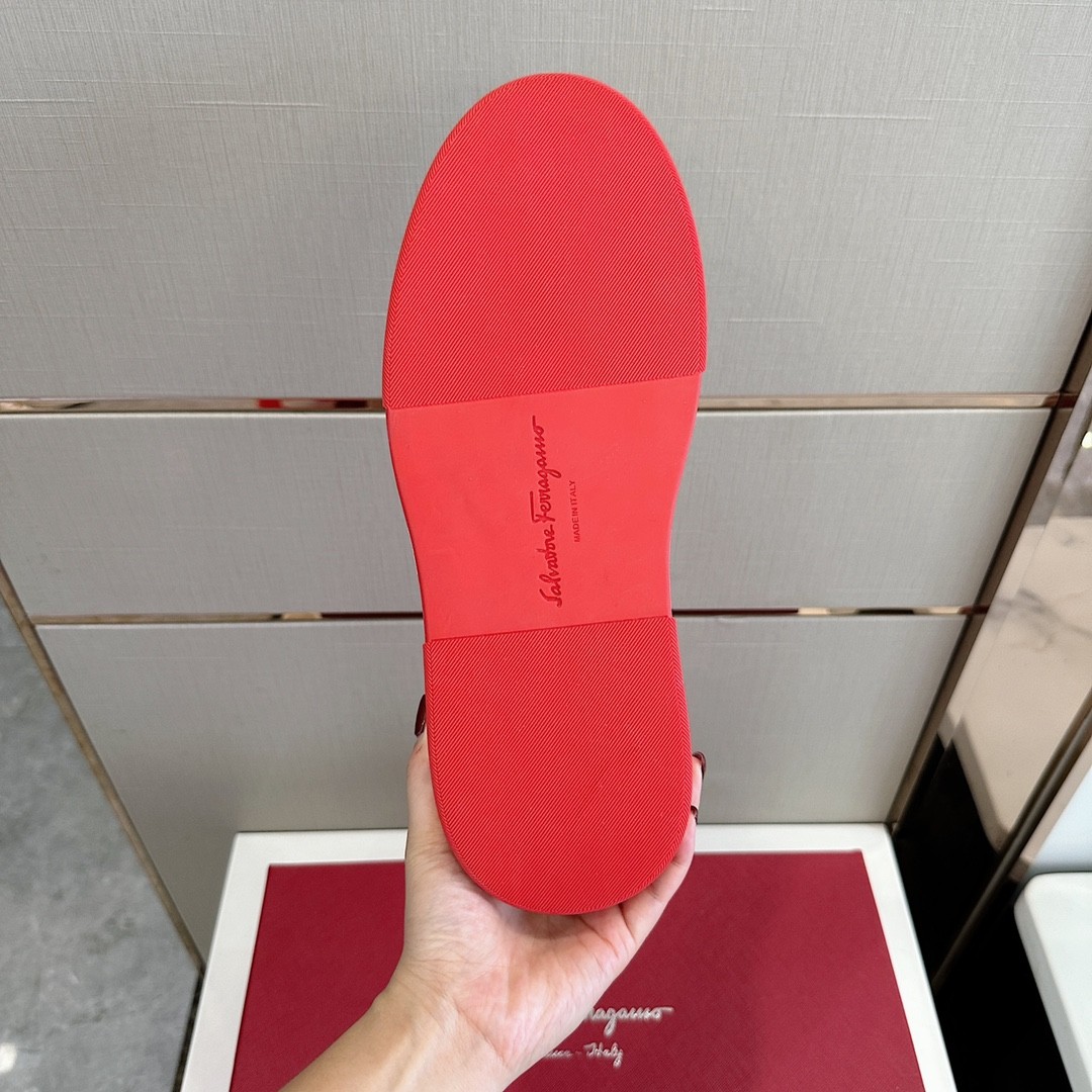 039 39123125 SIZE 38-45