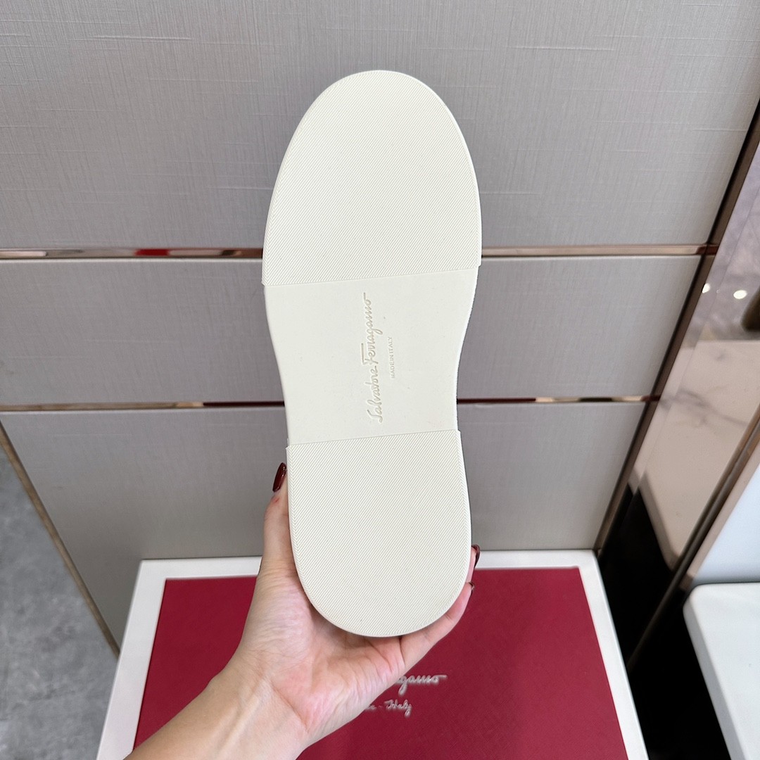 038 39123125 SIZE 38-45