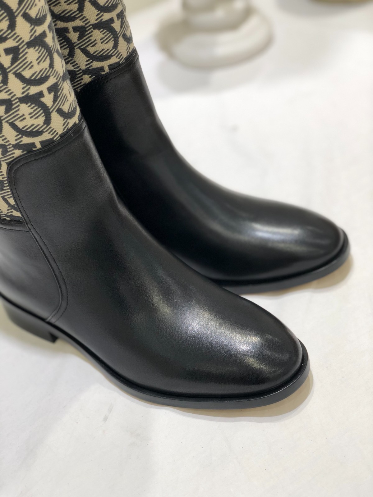 017 58123169 SIZE 35-40