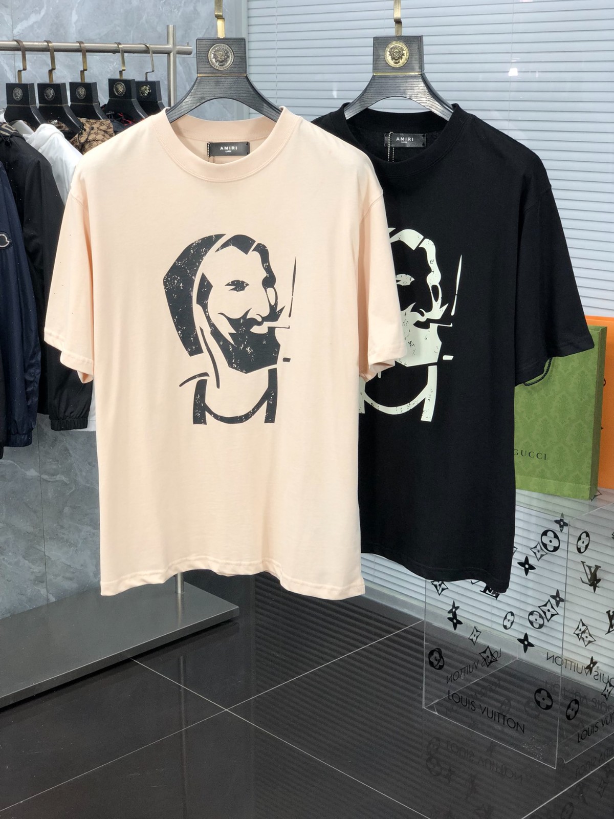 253 051#119-Amiri-01-2023SS