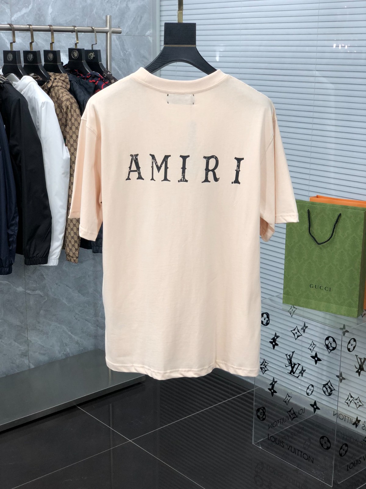 253 051#119-Amiri-01-2023SS