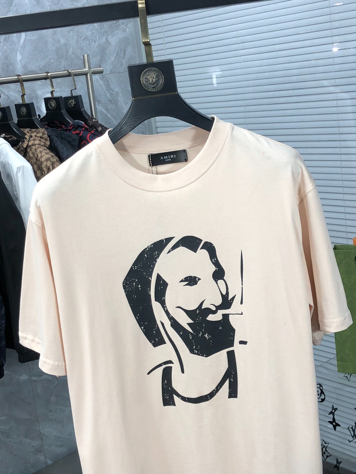 253 051#119-Amiri-01-2023SS