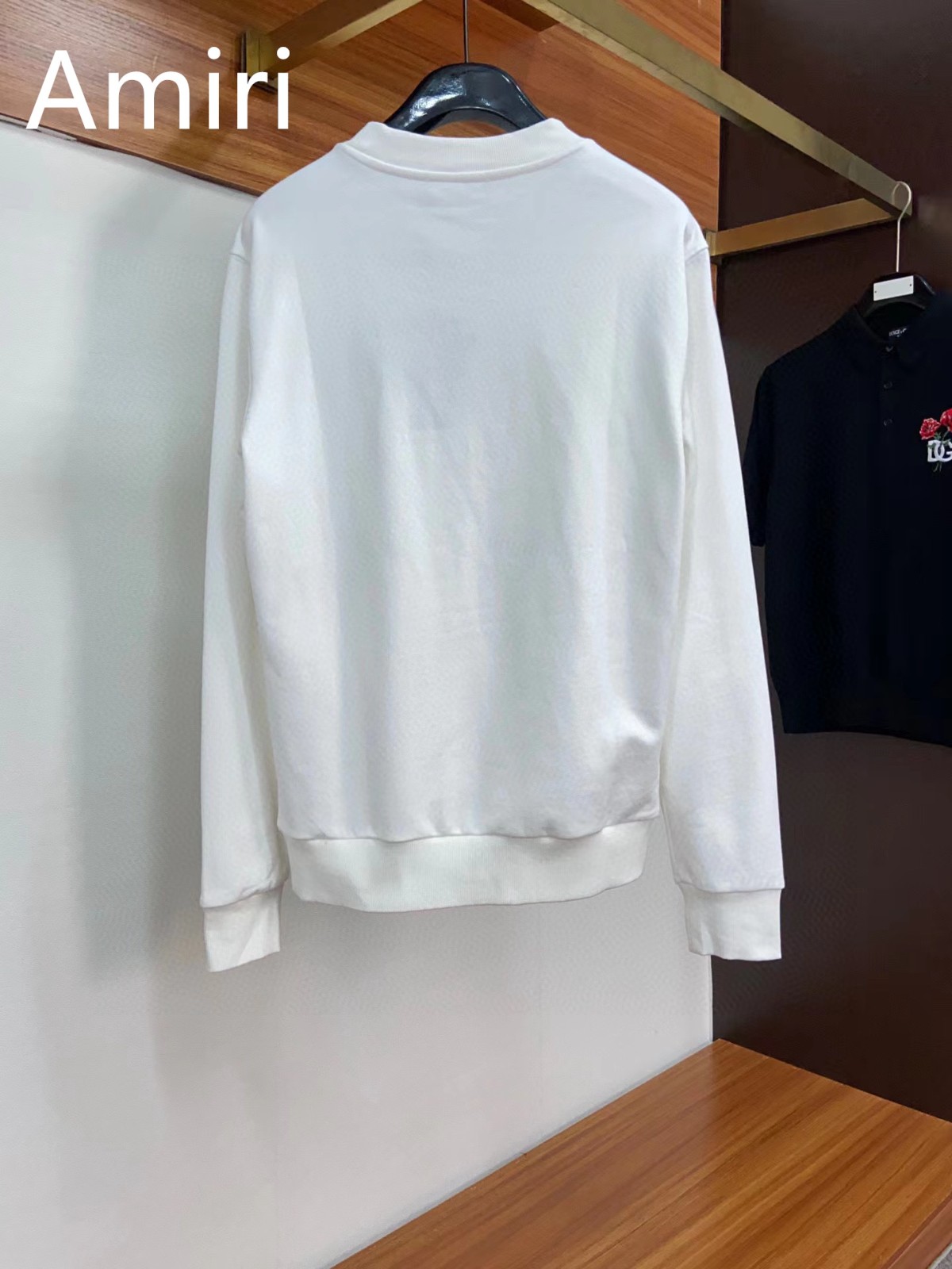 246 042#119-Amiri-01-2023SS
