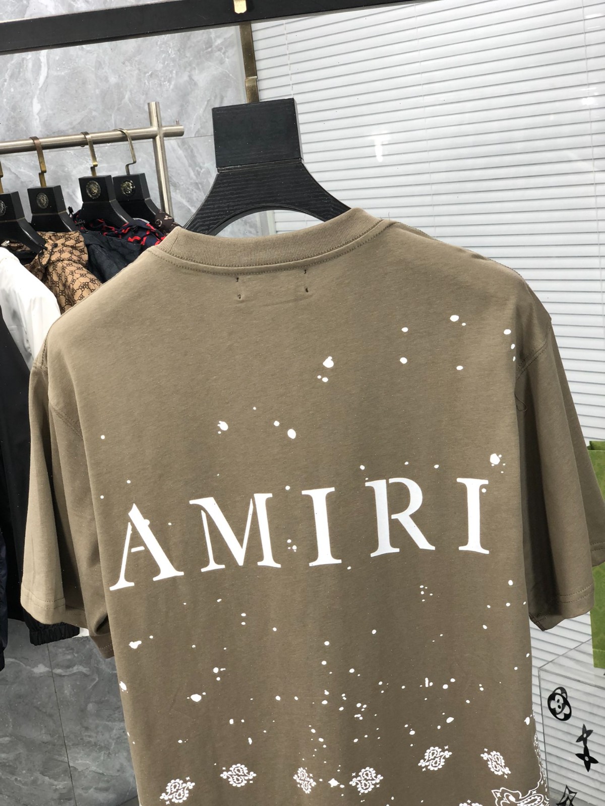 245 040#119-Amiri-01-2023SS