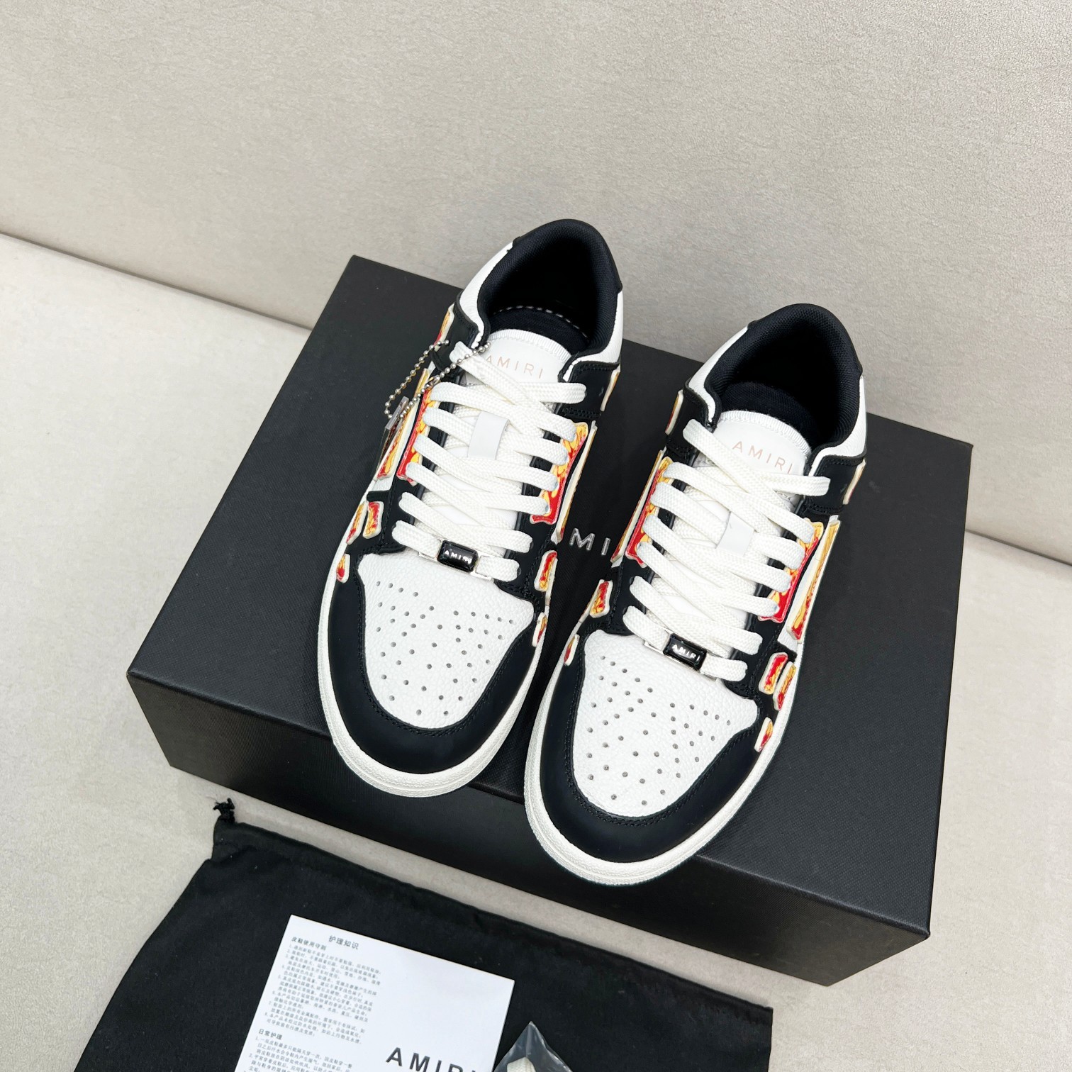 238 033#119-Amiri-01-2023SS
