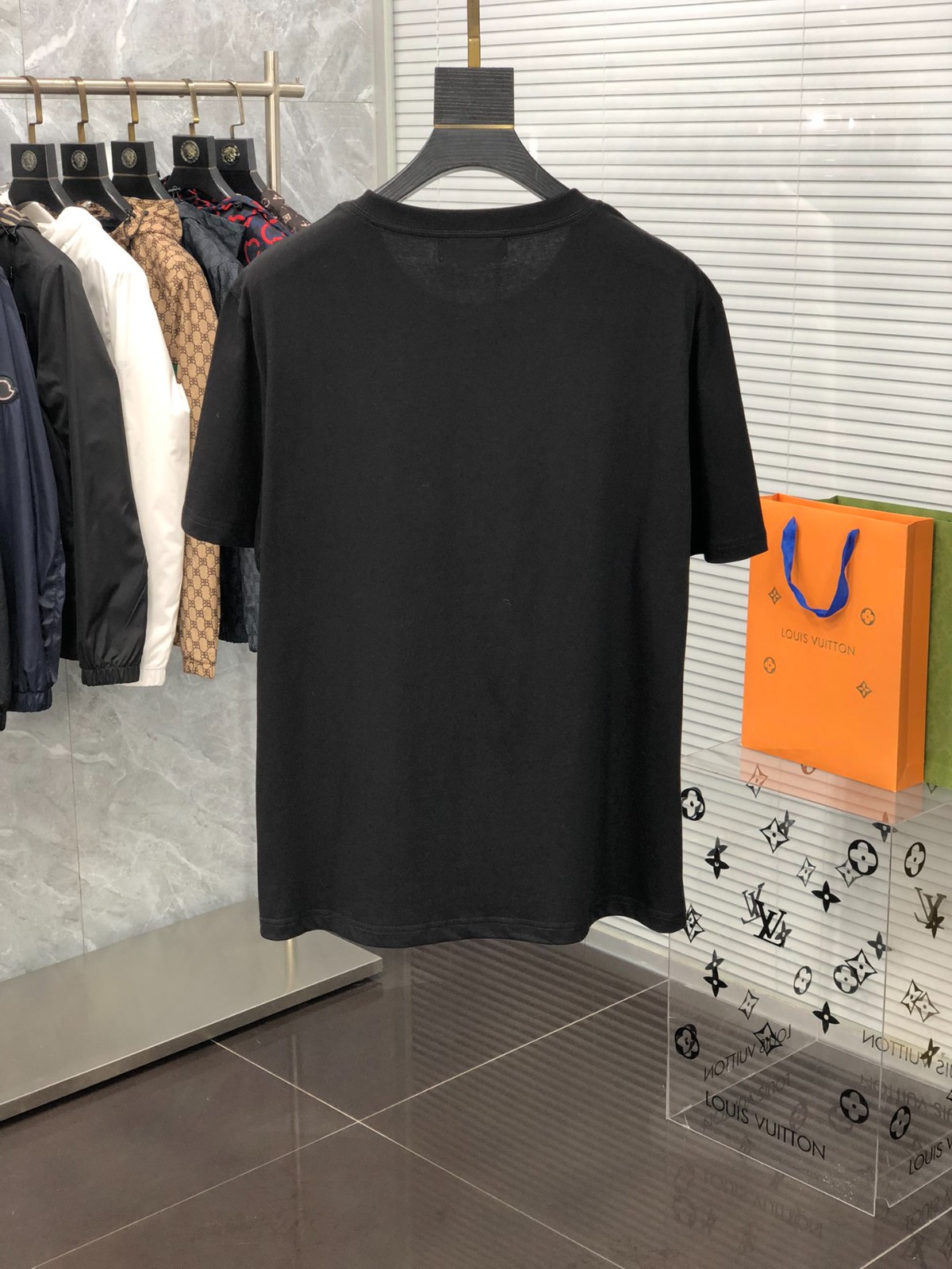 217 003#119-Amiri-01-2023SS