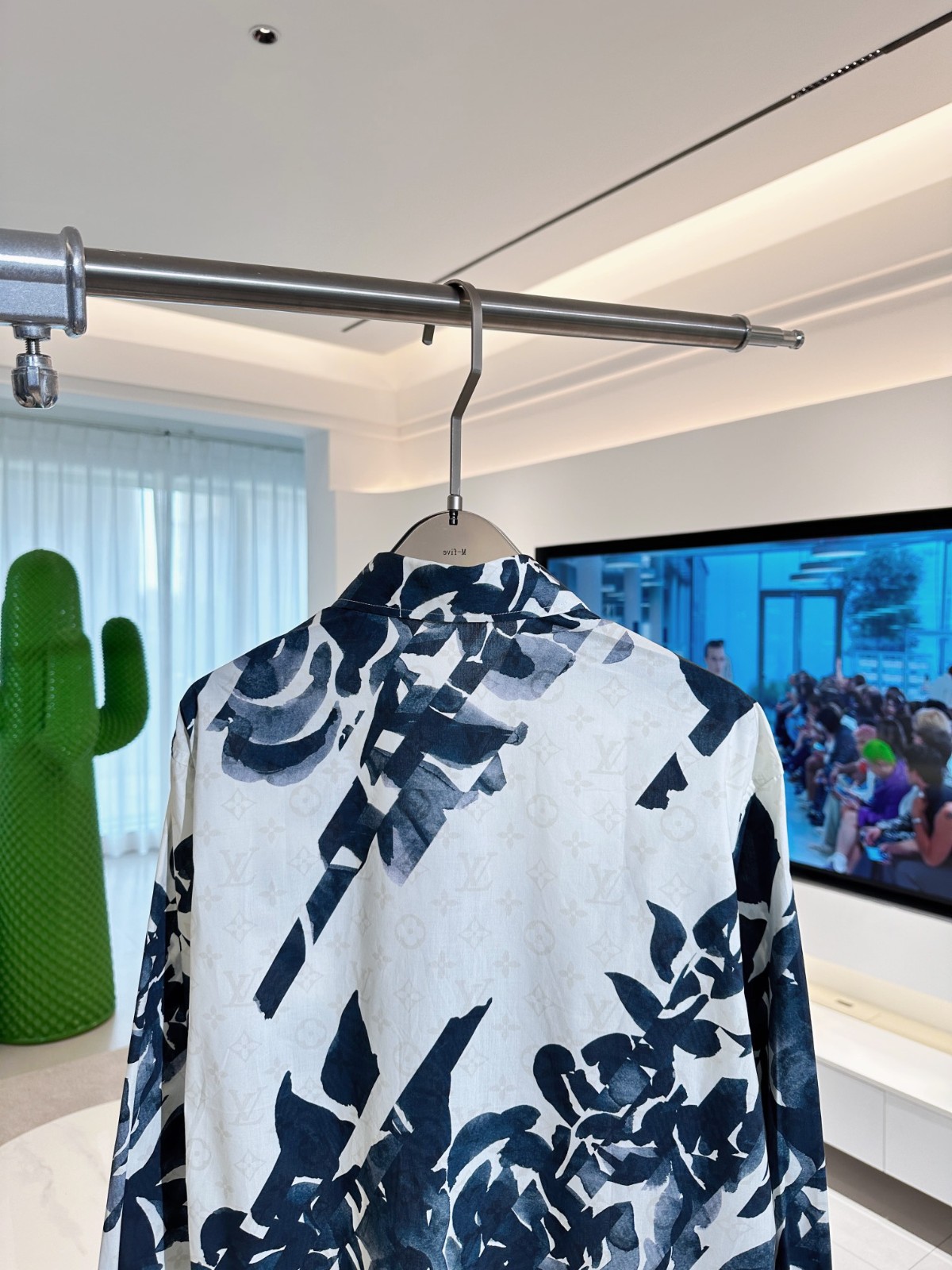 109 024#101-LV-Clothes-07-2023SS