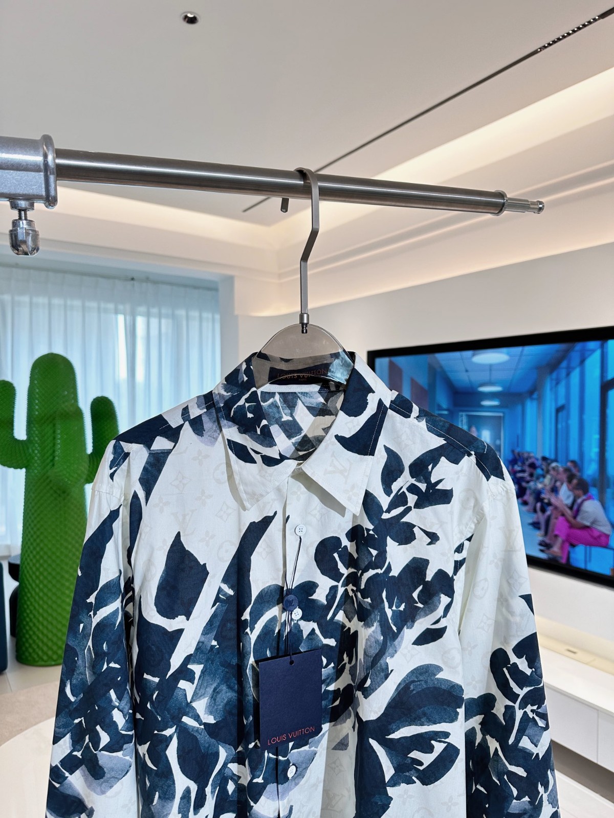 109 024#101-LV-Clothes-07-2023SS