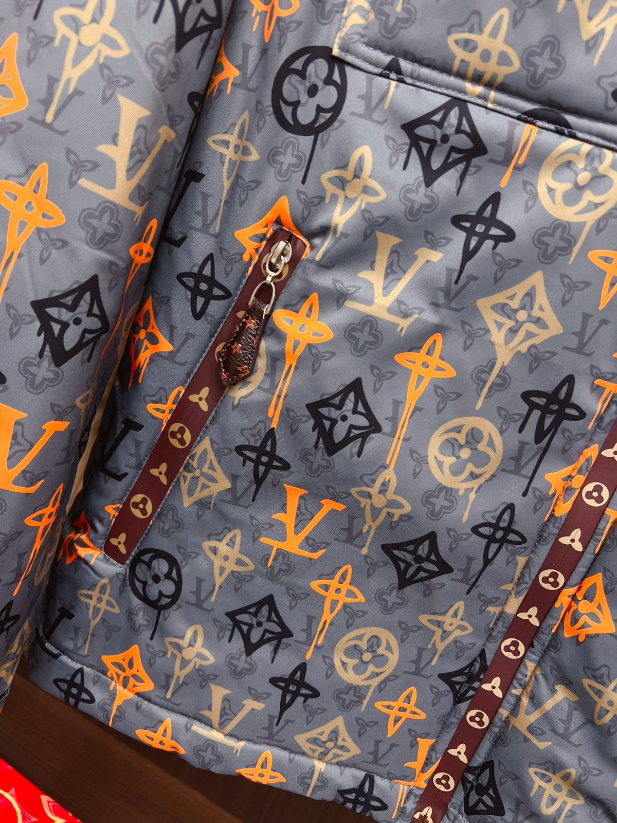 096 011#101-LV-Clothes-07-2023SS