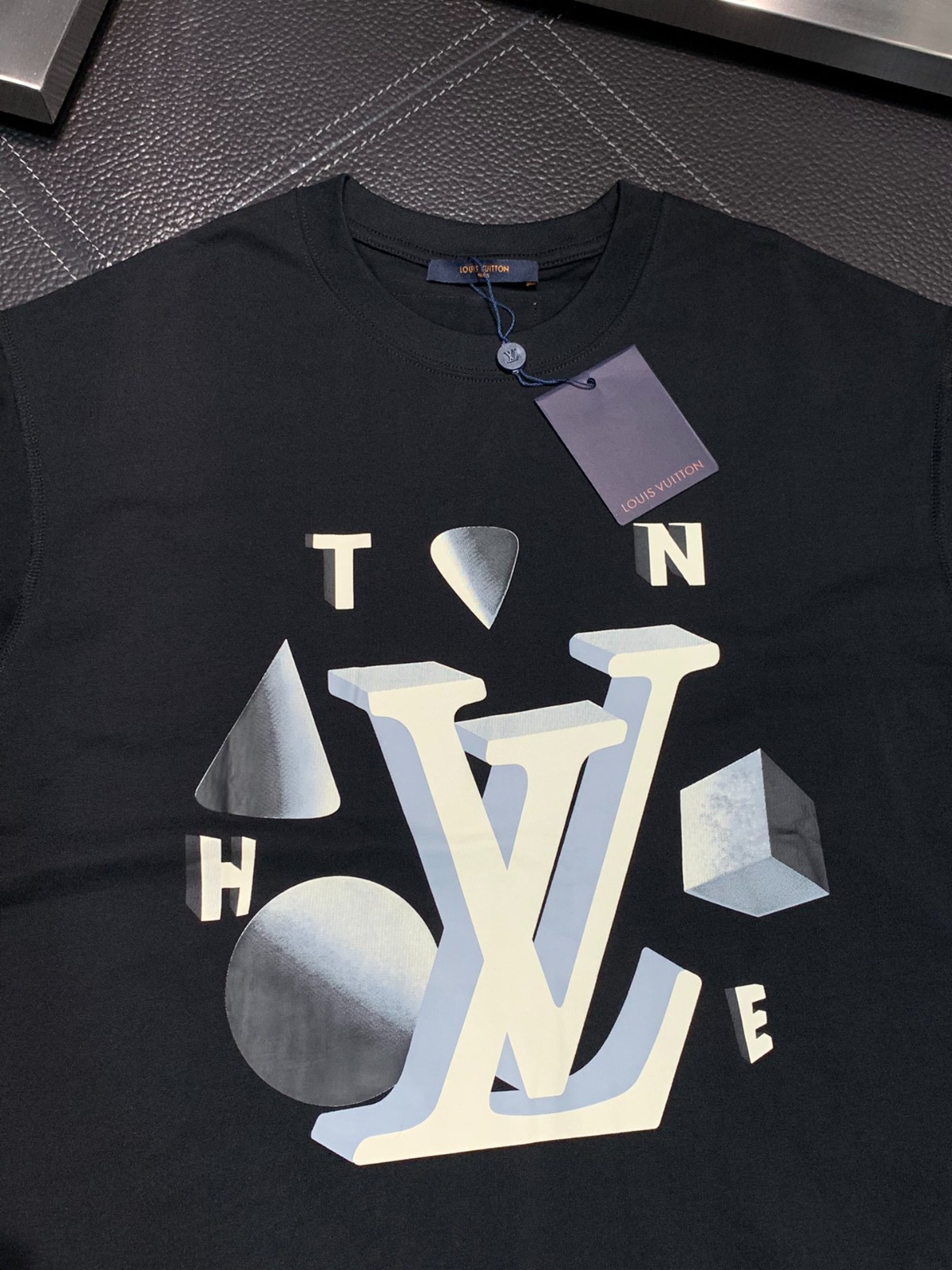 064 029#101-LV-Clothes-01-2024SS