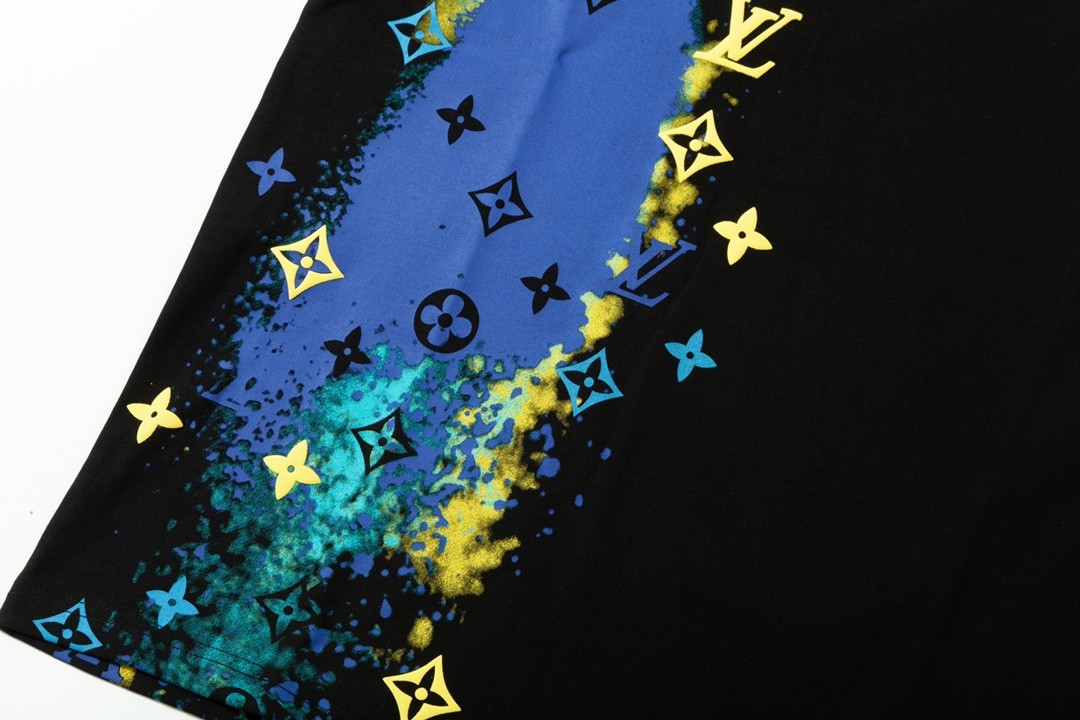 050 015#101-LV-Clothes-01-2024SS