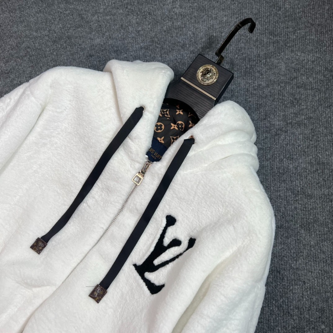 037 002#101-LV-Clothes-01-2024SS