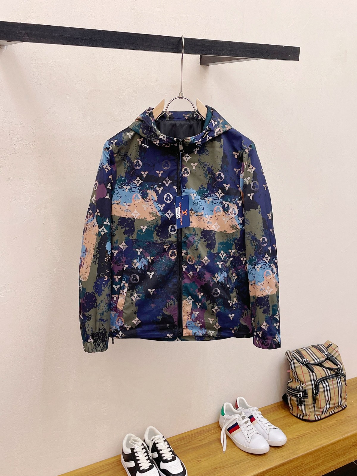 022 022#101-LV-Clothes-02-2024SS