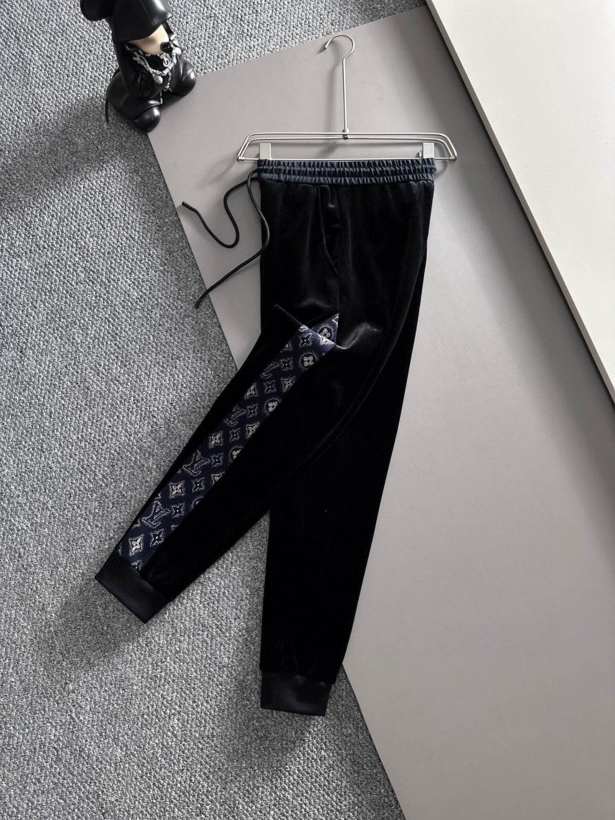 012 012#101-LV-Clothes-02-2024SS
