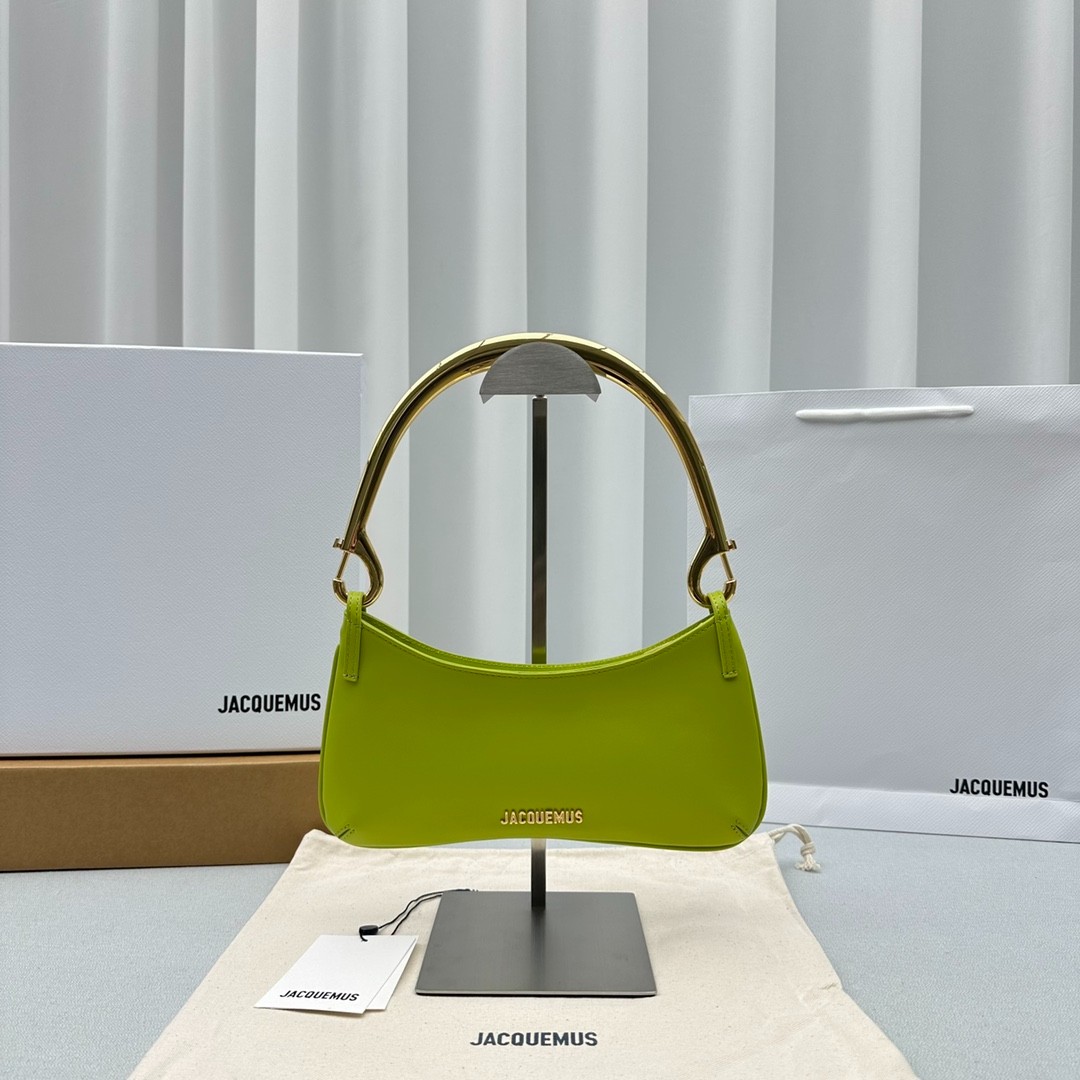 089 88123234 （26x15x2x17cm）