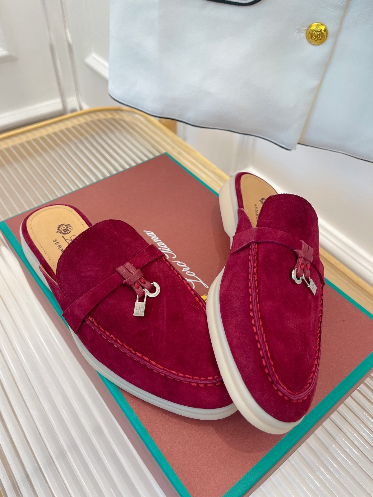 266 31123106 SIZE 35-41
