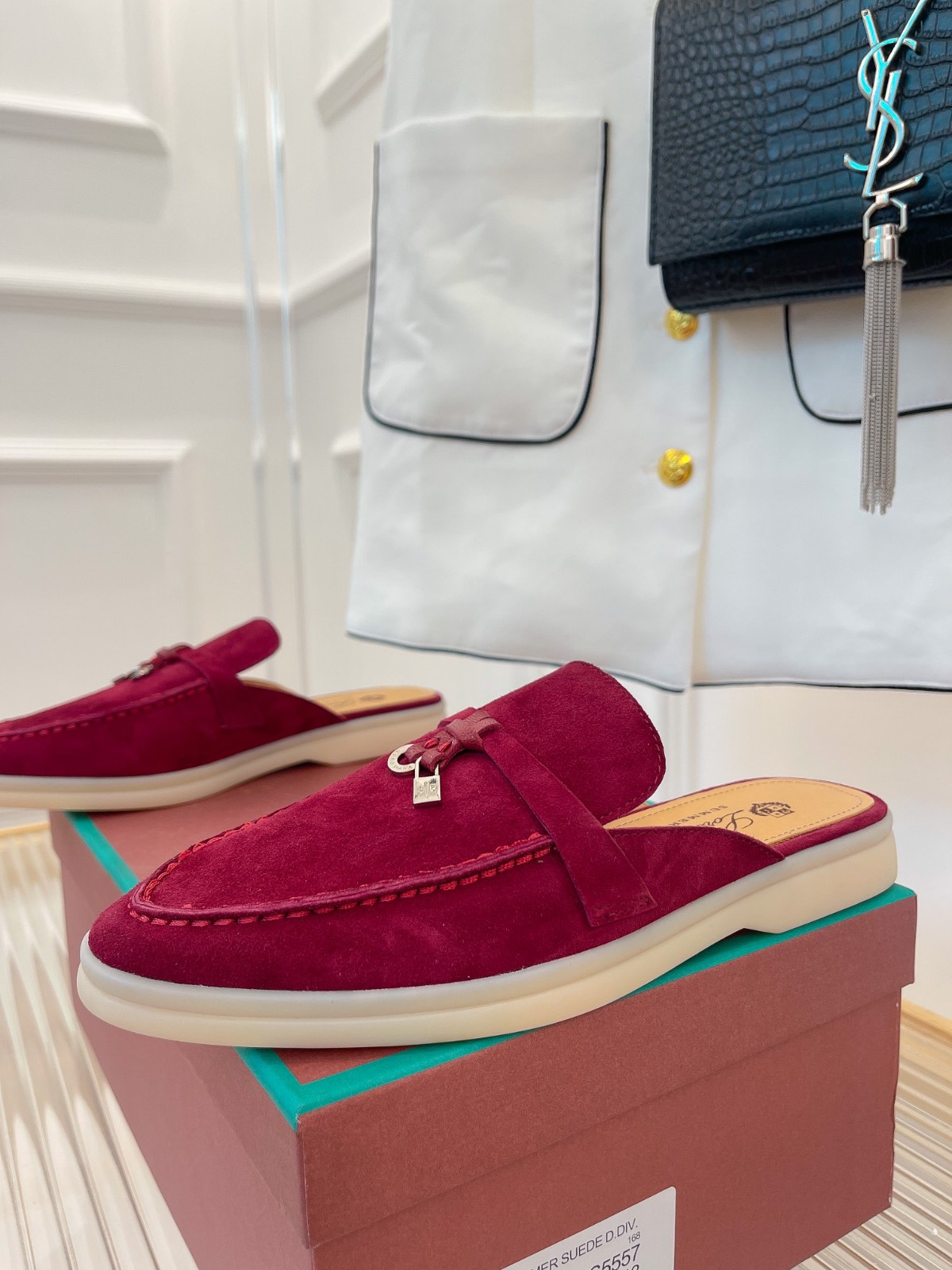 266 31123106 SIZE 35-41