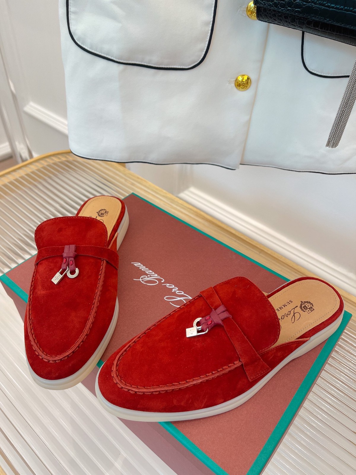 263 31123106 SIZE 35-41