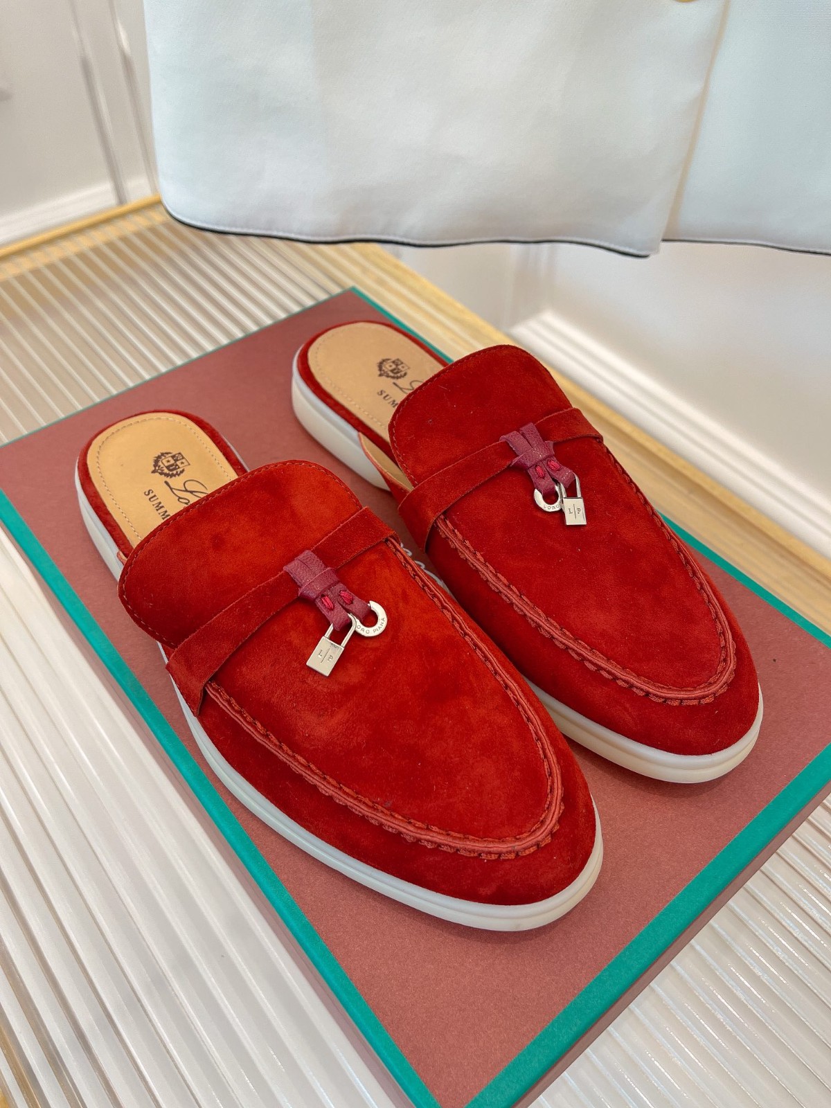 263 31123106 SIZE 35-41