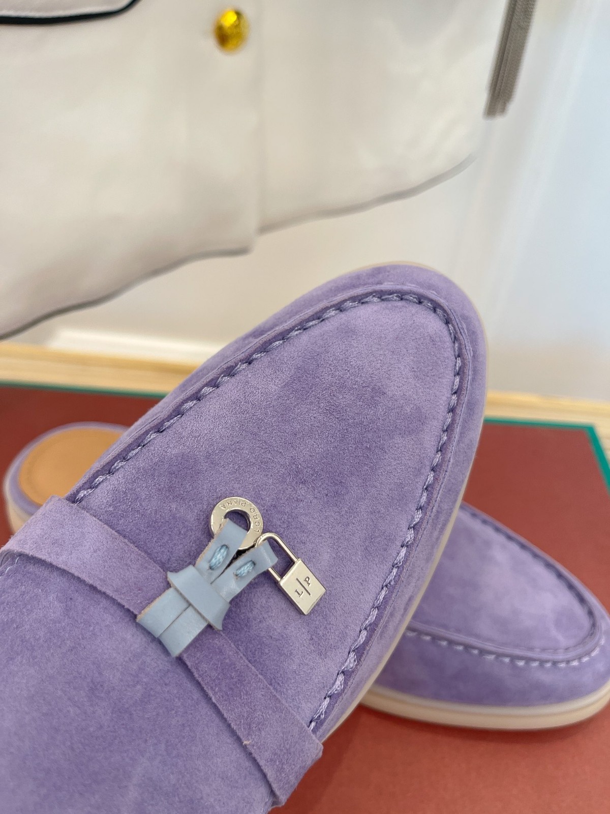 261 31123106 SIZE 35-41