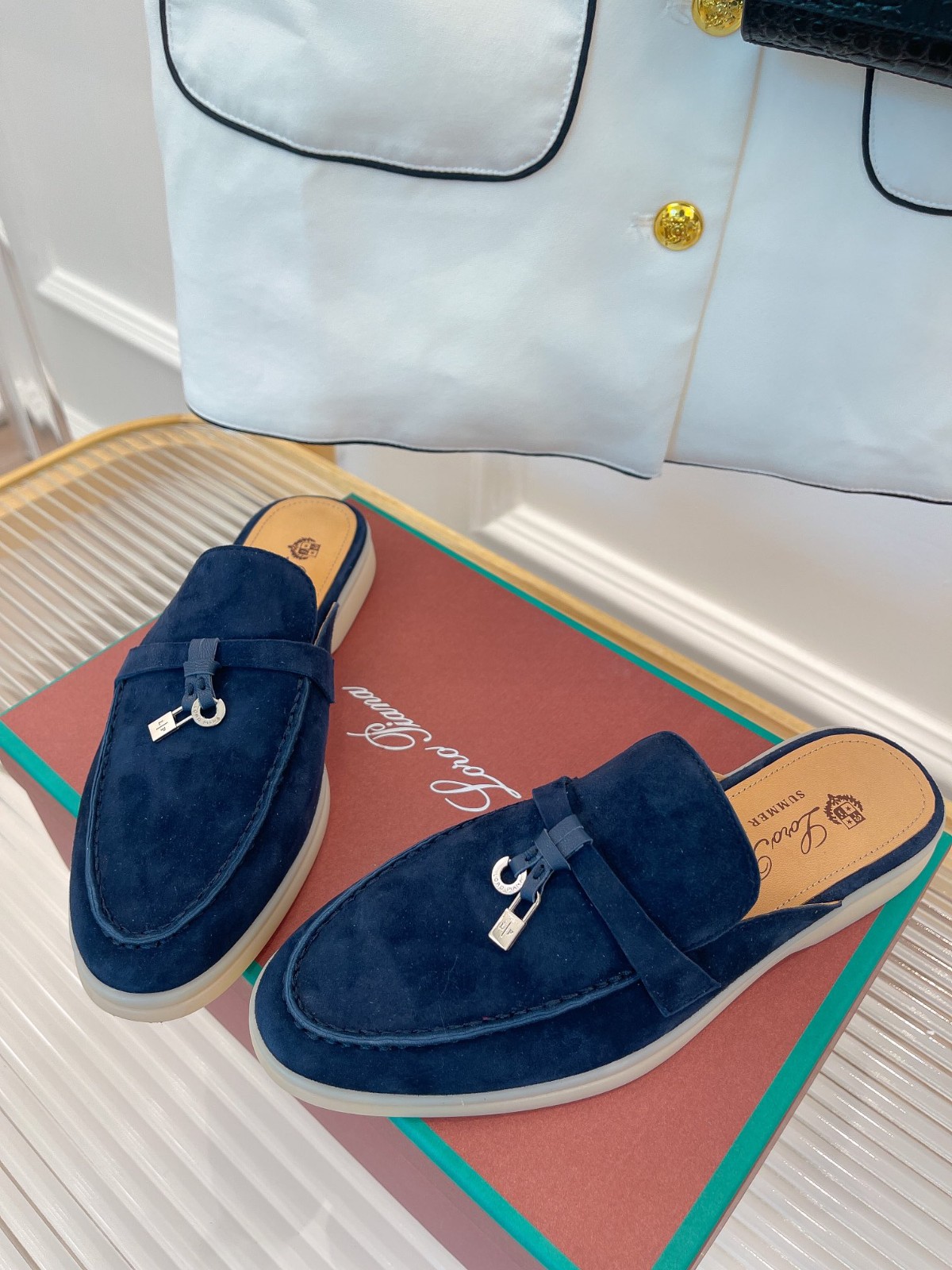 258 31123106 SIZE 35-41