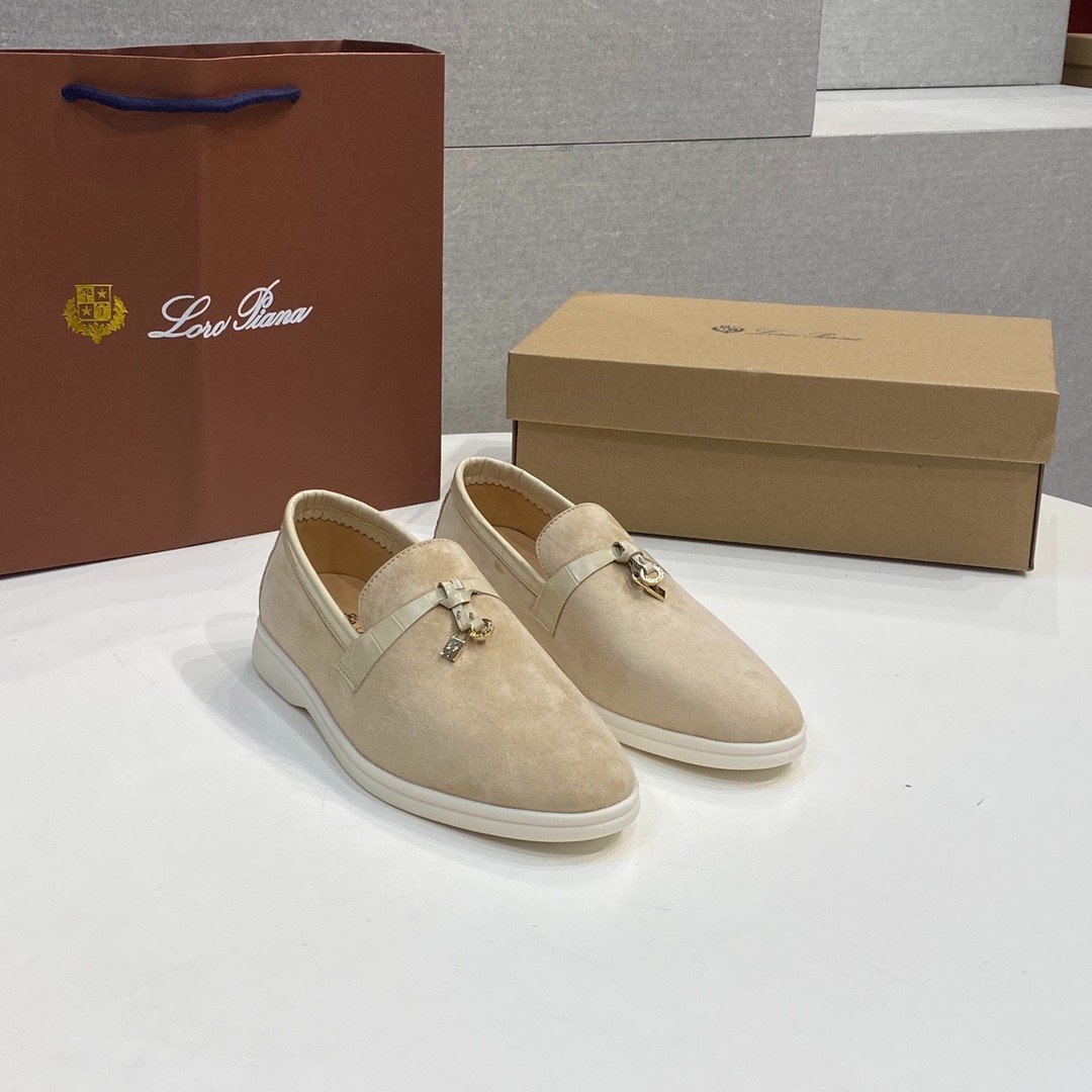 235 34123113 SIZE 35-42