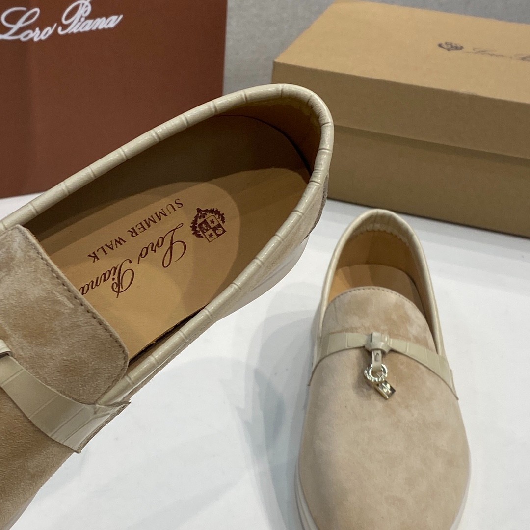 235 34123113 SIZE 35-42