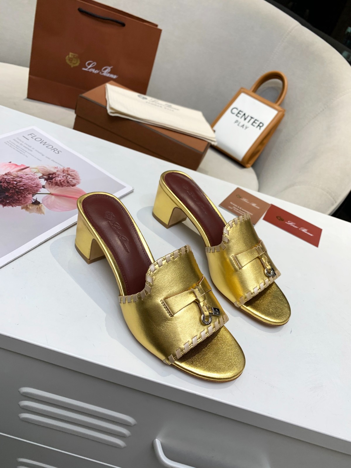 213 SIZE 35-42