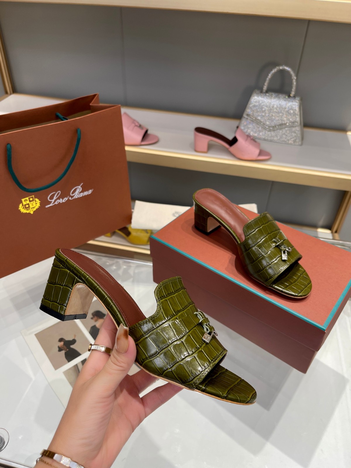 190 SIZE 35-42